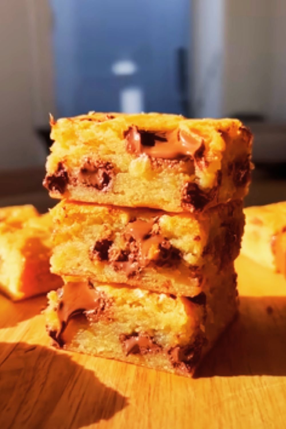The Ultimate Chocolate Chip Cookie Brownies: Where Two Desserts Become One Heavenly Treat
